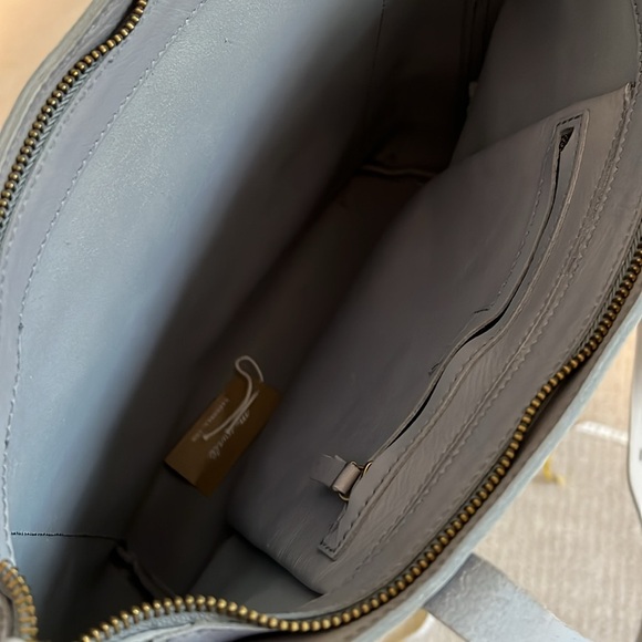 Madewell medium Transport Tote, zip & cross body - Picture 7 of 11